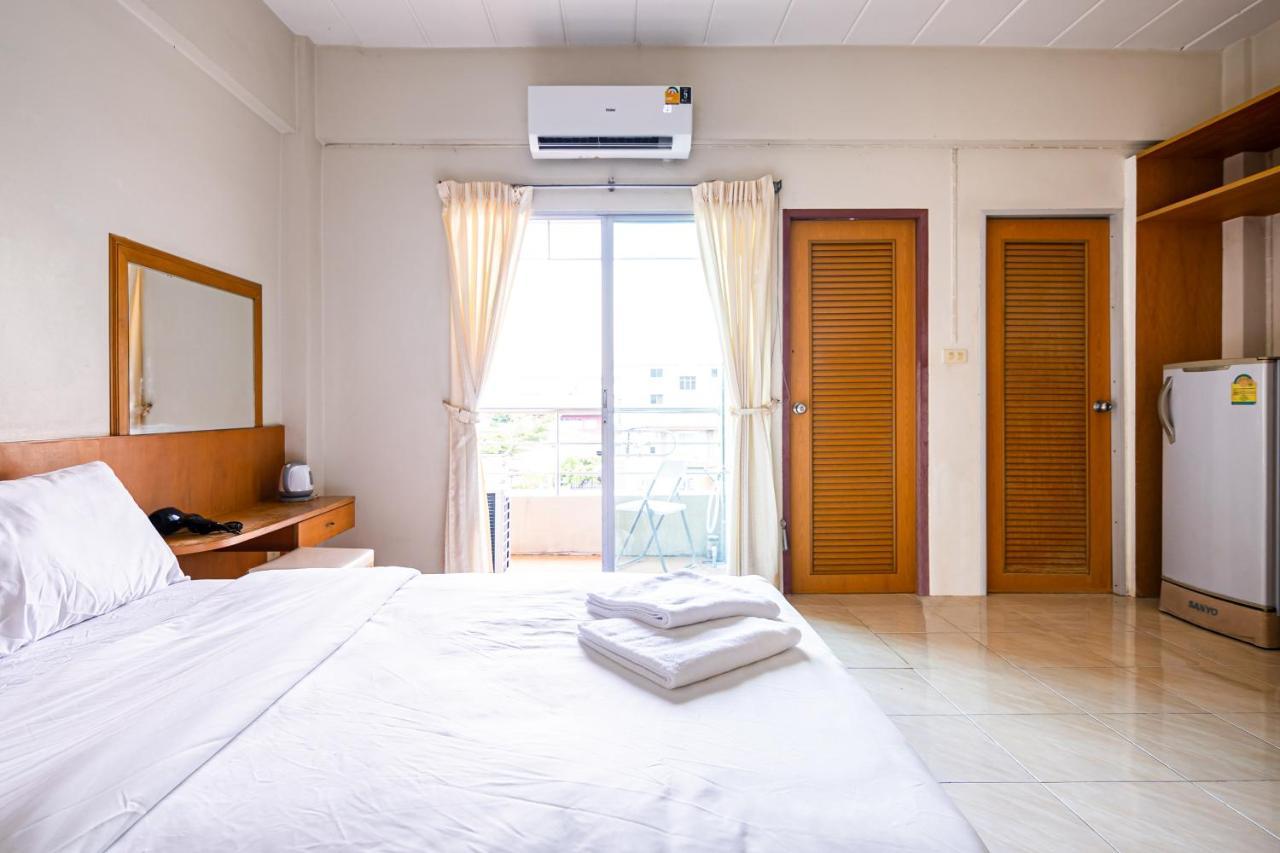 Go Inn V สนามบิน Bangkok Eksteriør bilde